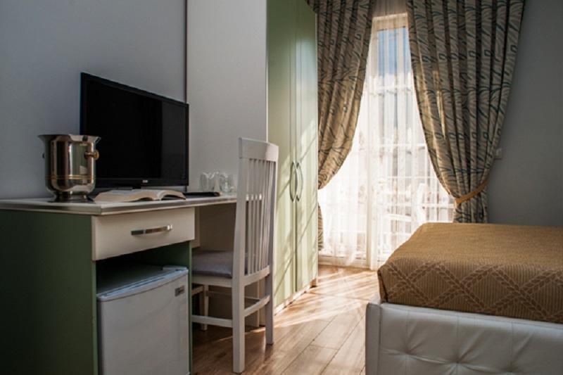 Hotel Center 4*