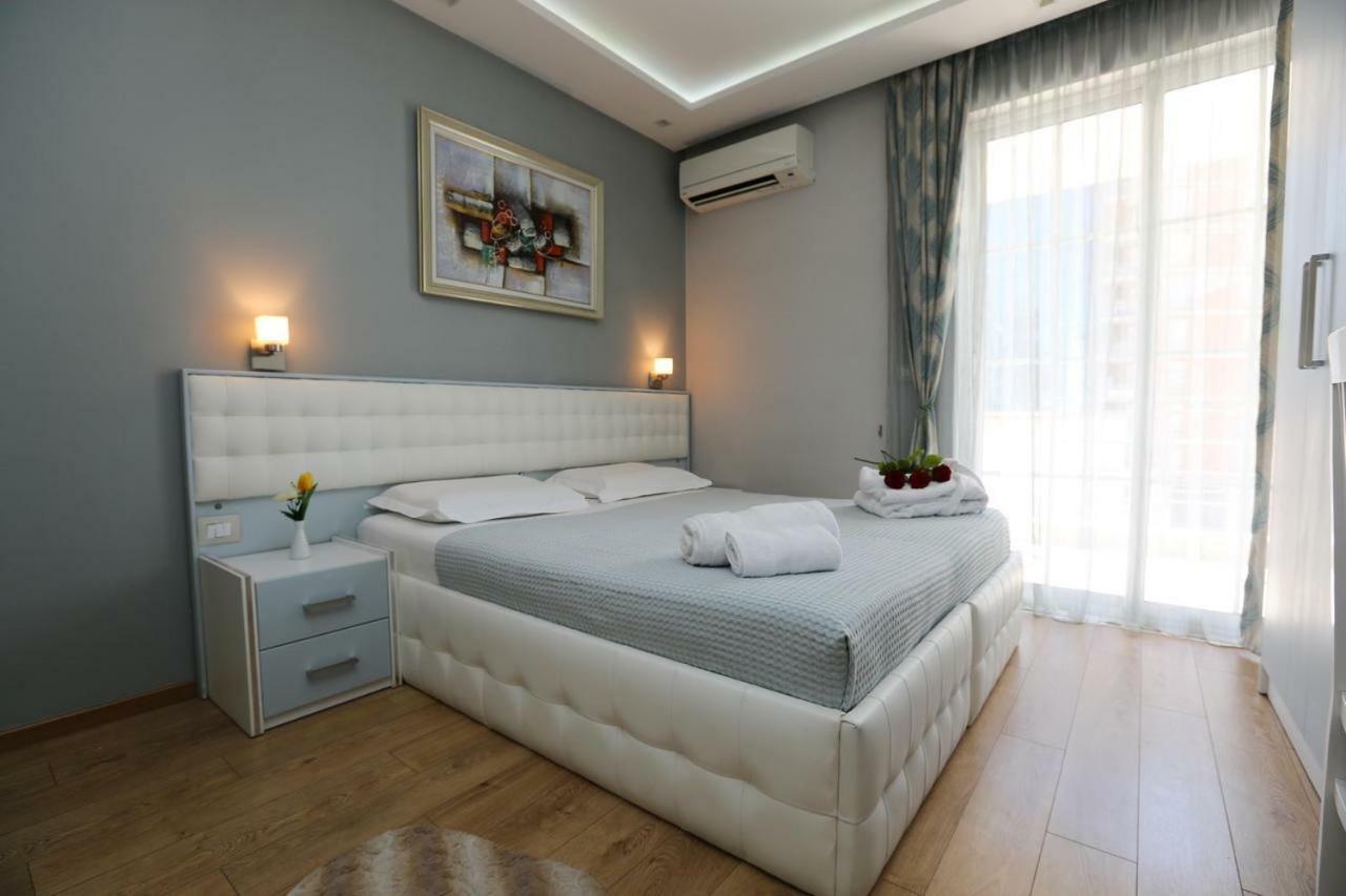 Center 4* Tirana